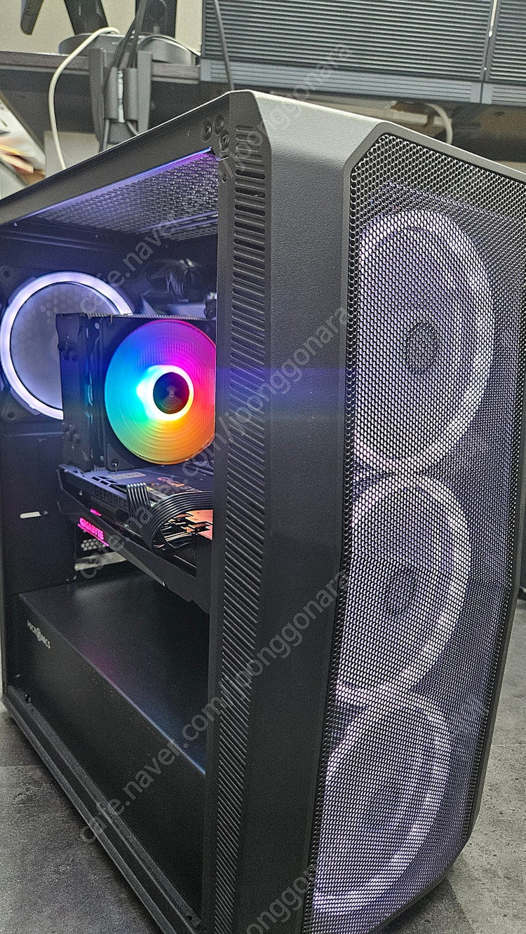 i7-11700K / RTX 3070ti 이미지