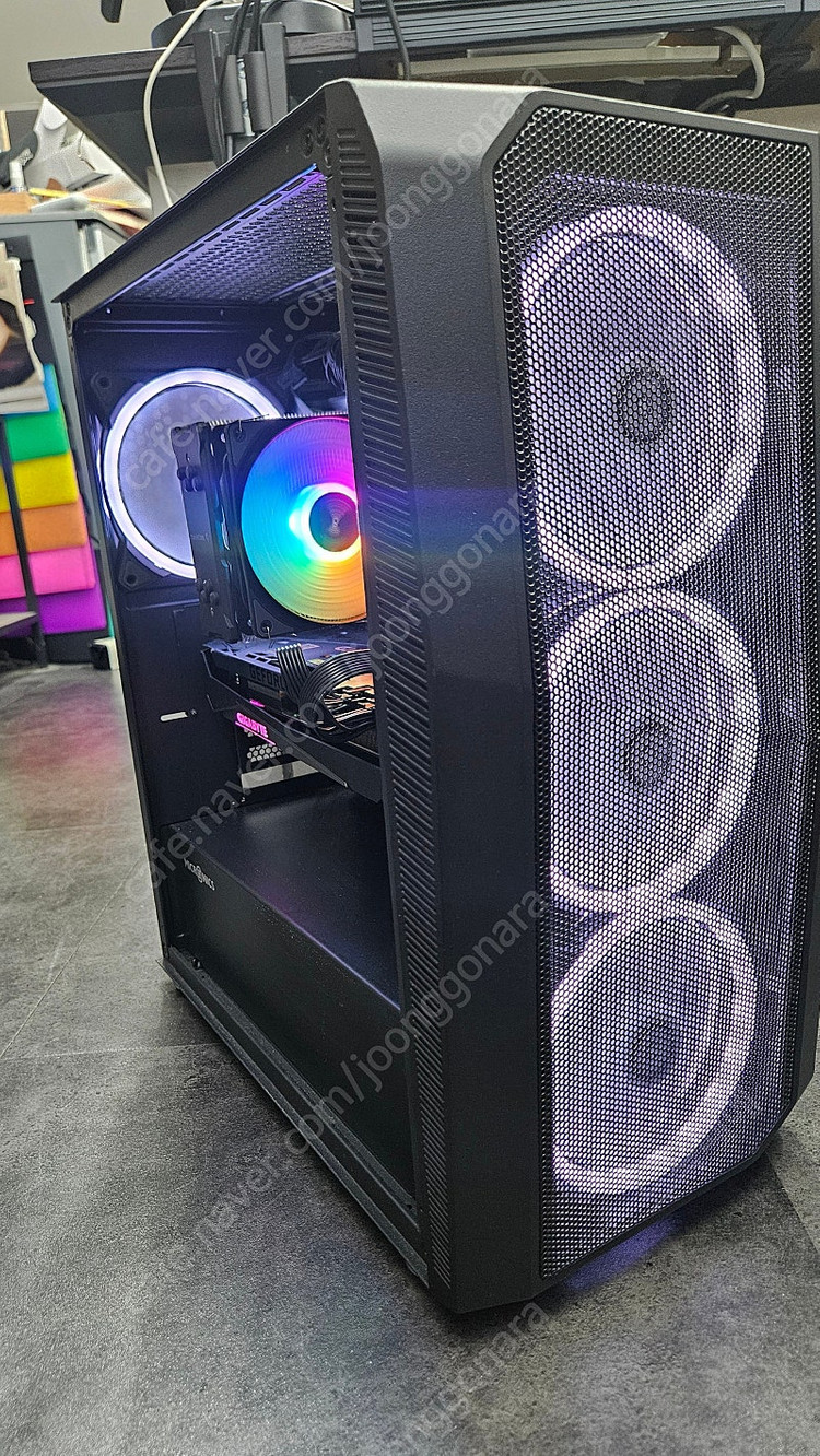 i7-11700K / RTX 3070ti 이미지