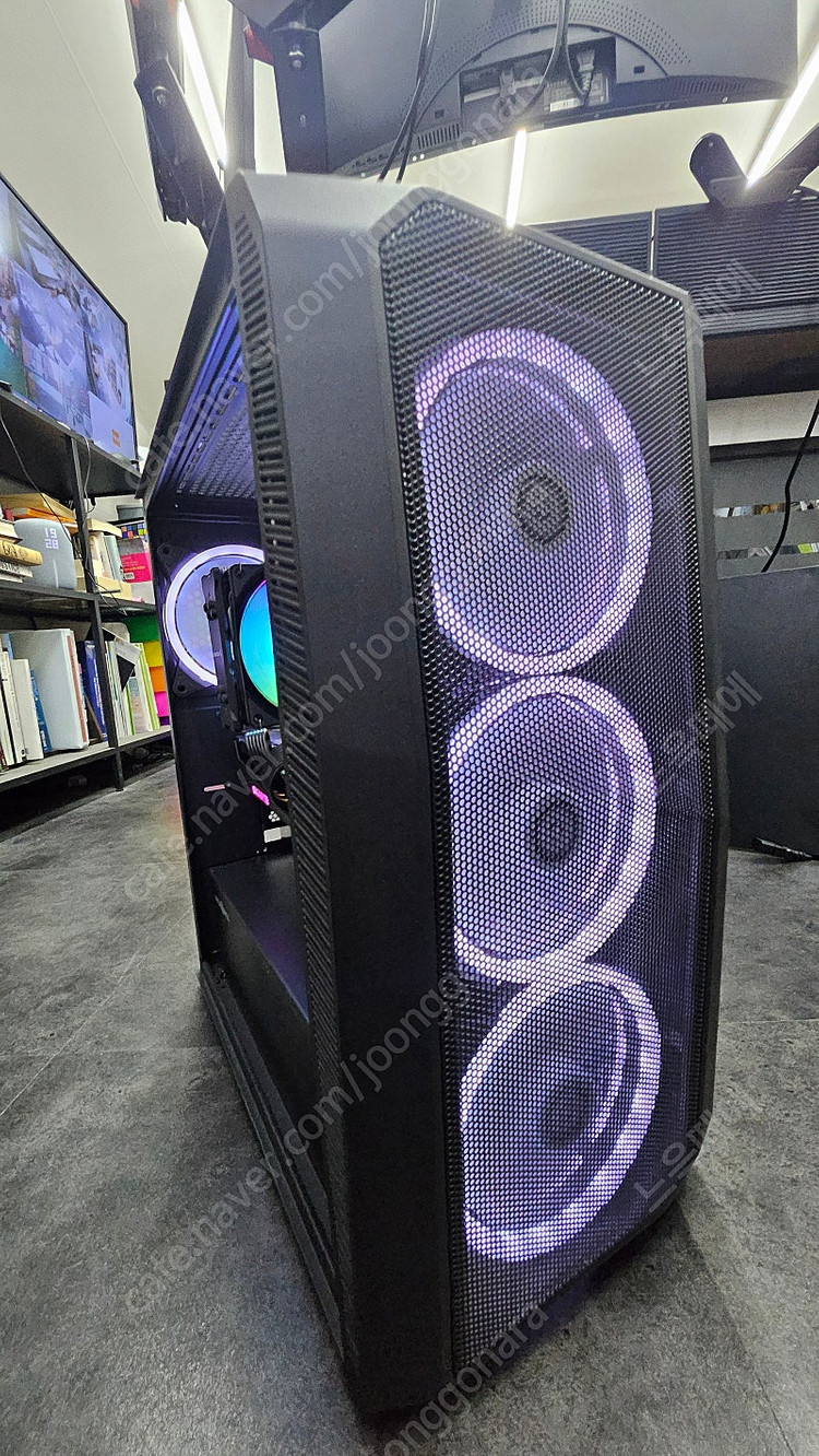 i7-11700K / RTX 3070ti 이미지