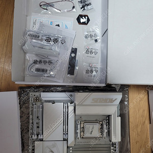 기가바이트 X870E AROUS PR0 ICE 팝니다