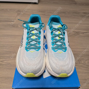 런닝화 호카 마하X 230 팝니다