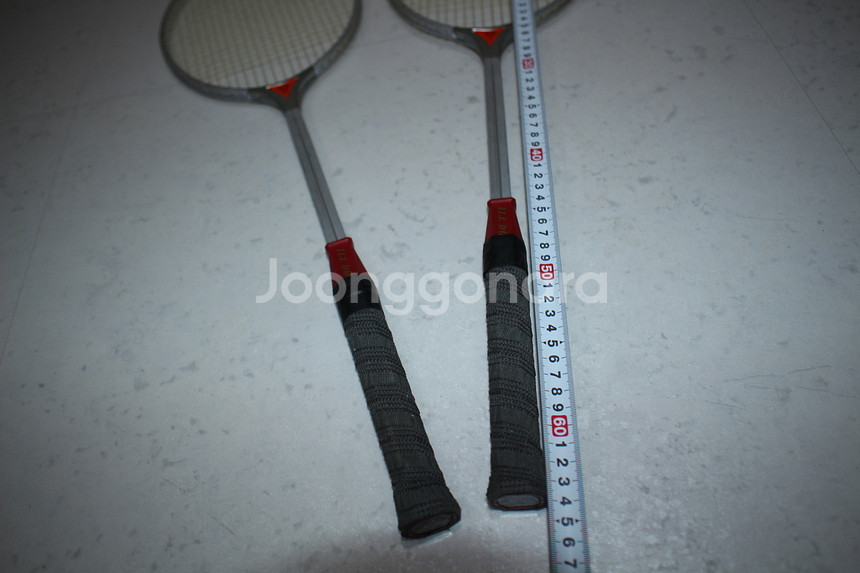 (올드 엔틱) 일도 배드민턴 라켓 2개 배드민턴채 1980년대 엔틱 디스플레이 빈티지 소품 오리지널--5