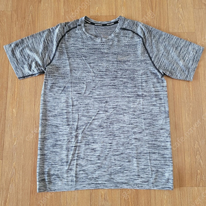 NIKE 나이키 남자 기능성 반팔 티셔츠(XL) 싸게 판매합니다