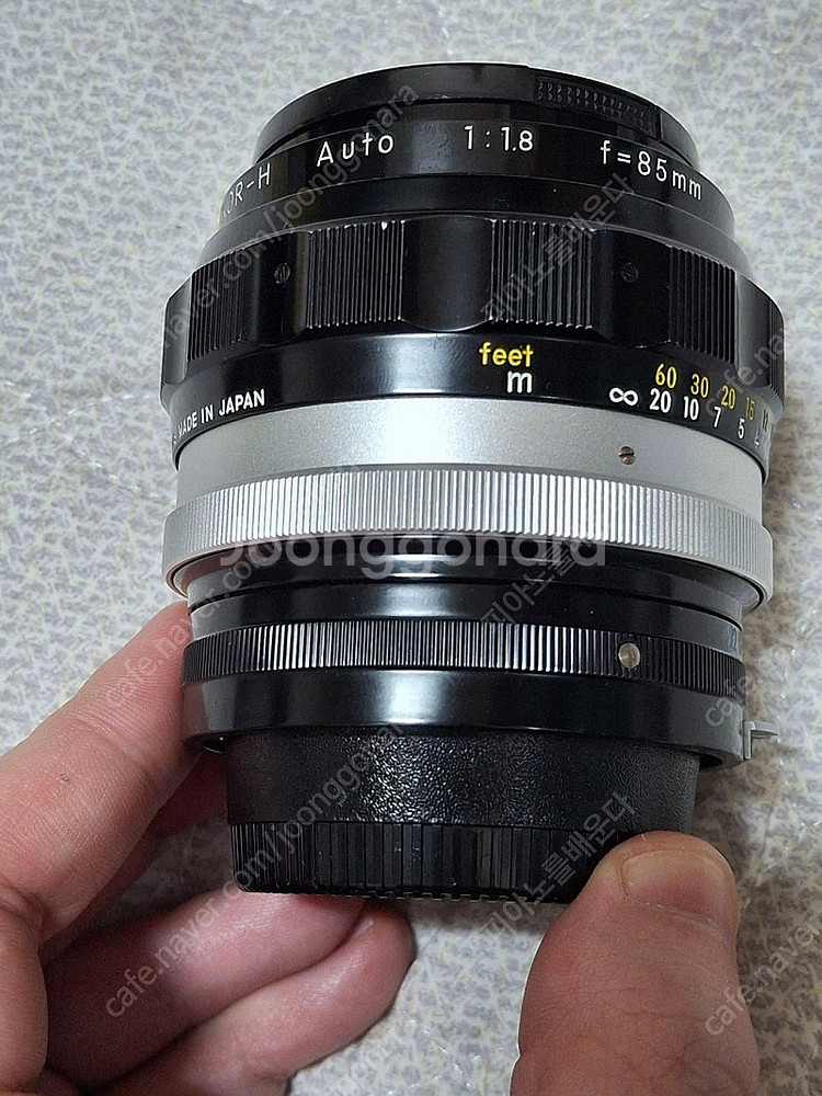 NIKKOR-H 85MM F1.8--1