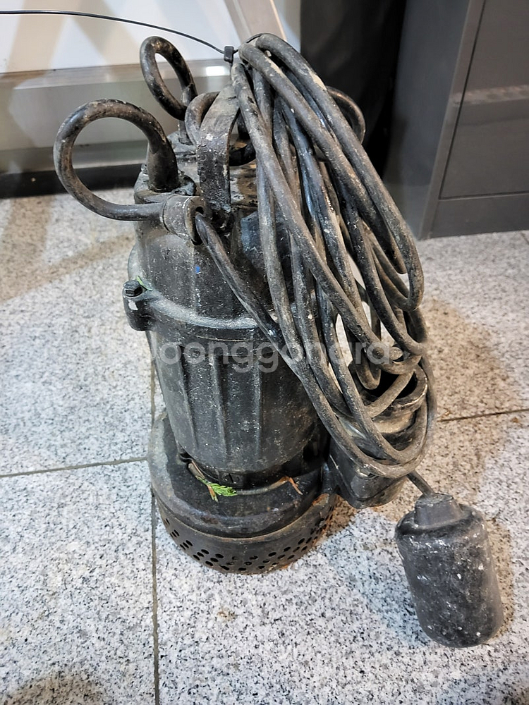 2인치 양수기 수중펌프 팝니다--0