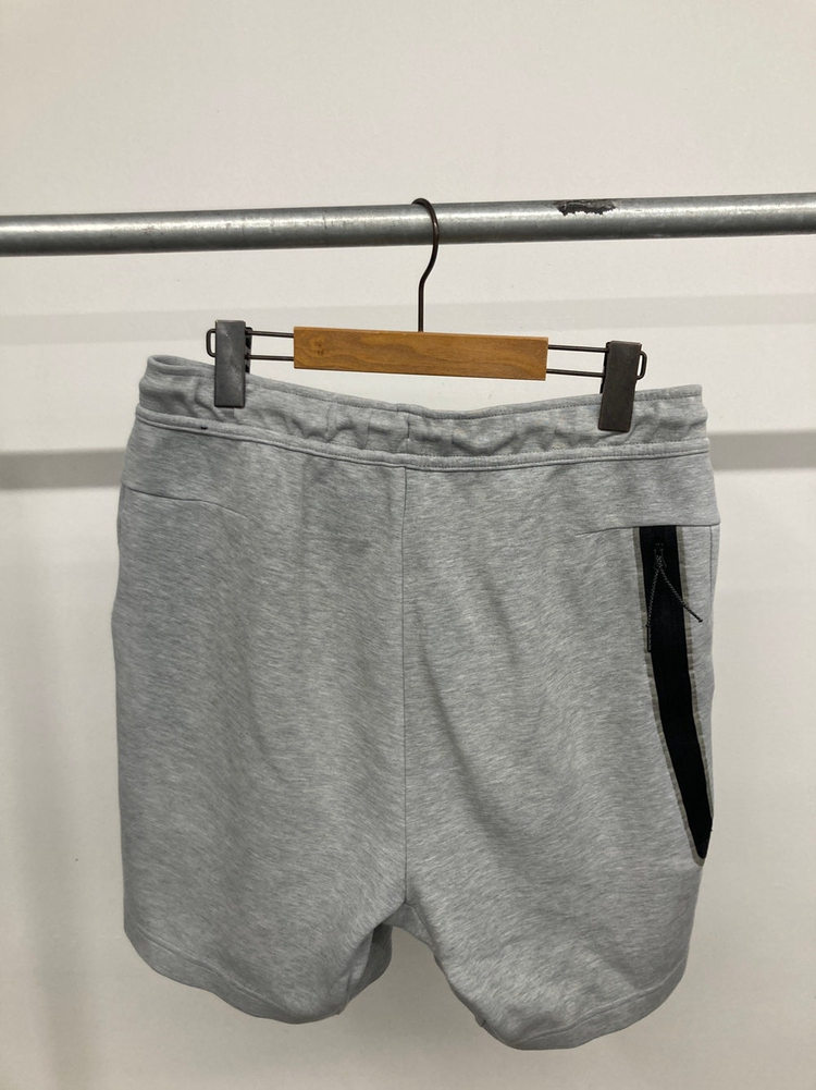 100,32전후 나이키 nsw 빅스우시 바람막이 자켓, 나이키 테크팩 반바지 이미지