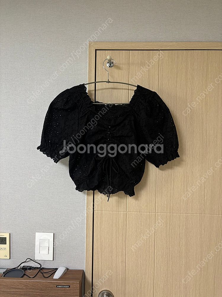 보카바카 임지연 퍼프 블라우스 정가 179000원--3
