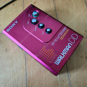 소니 워크맨 SONY WALKMAN DD-10 빨강 RED