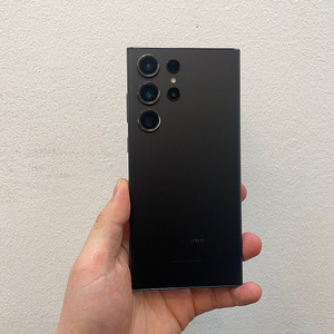 갤럭시S23울트라 블랙 256GB 상태좋은 중고59만팝니다