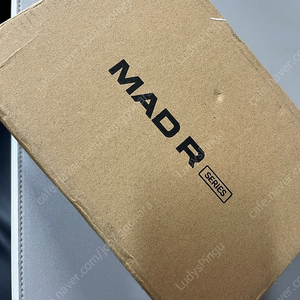 Mad r+ 마우스 미개봉
