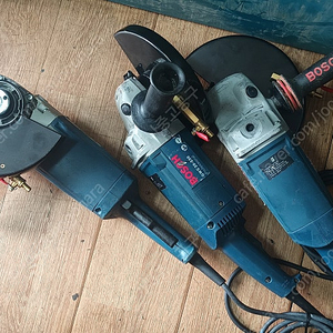 보쉬 9인치 그라인더(GWS 20-230), 보쉬 4인치 그라인더(GWS 6-100), 보쉬 컷소(GSA 1300 PCE), 보쉬 앙카드릴(GBH 2-26RE) 중고팝니다