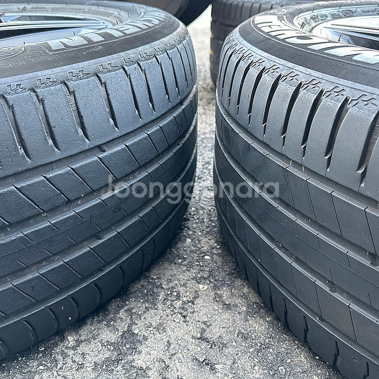 벤츠 20인치 GLE AMG 정품 휠타이어 세트 팔아요...--6