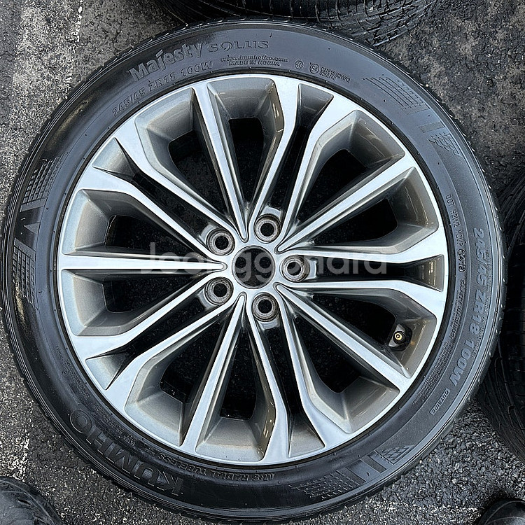 제네시스 DH 18인치 순정 휠타이어 세트 팔아요 245 45 18--3