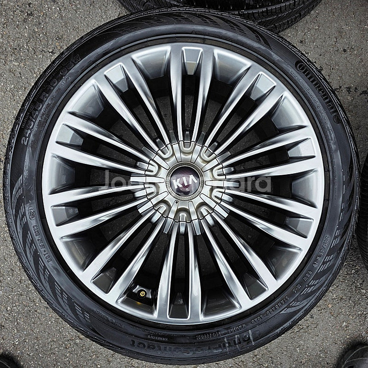 더 K9 19인치 순정 휠타이어 세트 팔아요--2