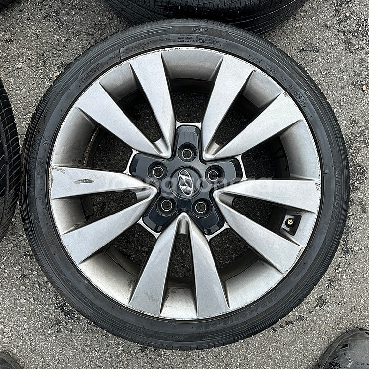 I30 18인치 중고 휠타이어 세트 팔아요 225 40 18--4