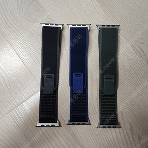 애플워치 정품 트레일루프 내추럴 3종 49mm 판매합니다.