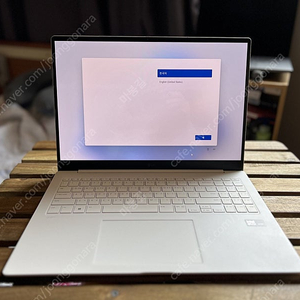 2024 LG 그램 16인치(16Z90SP-KA5CK, OLED 16인치(2880X1800), 32GB, 512GB SSD) 팝니다.