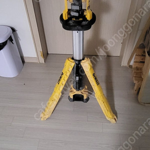 DCL079N 디월트 무선조명 베어툴 팍니다