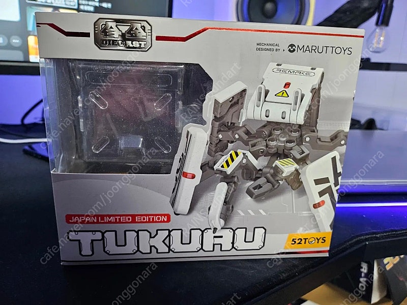 52toys 메가박스 TUKURU 일본 한정판