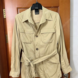 [판매] Made in italy 명품 지안프란코 페레 버튼 다운 벨티드 트렌치 자켓 L~XL / 맥나니 테슬 로퍼 구두 8.5 / 41.5 (265) / J.CREW 아브라함 문