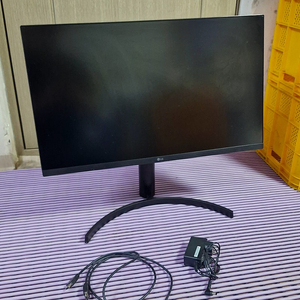 LG 27GN650 144hz 게이밍 모니터