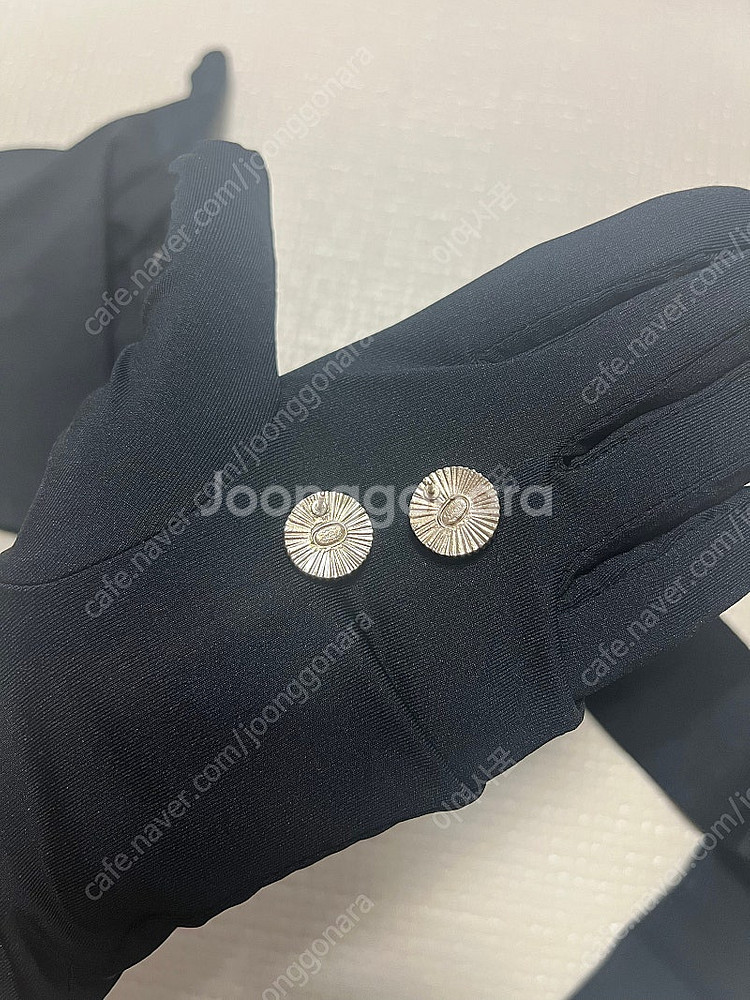 샤넬 블랙 귀걸이--2