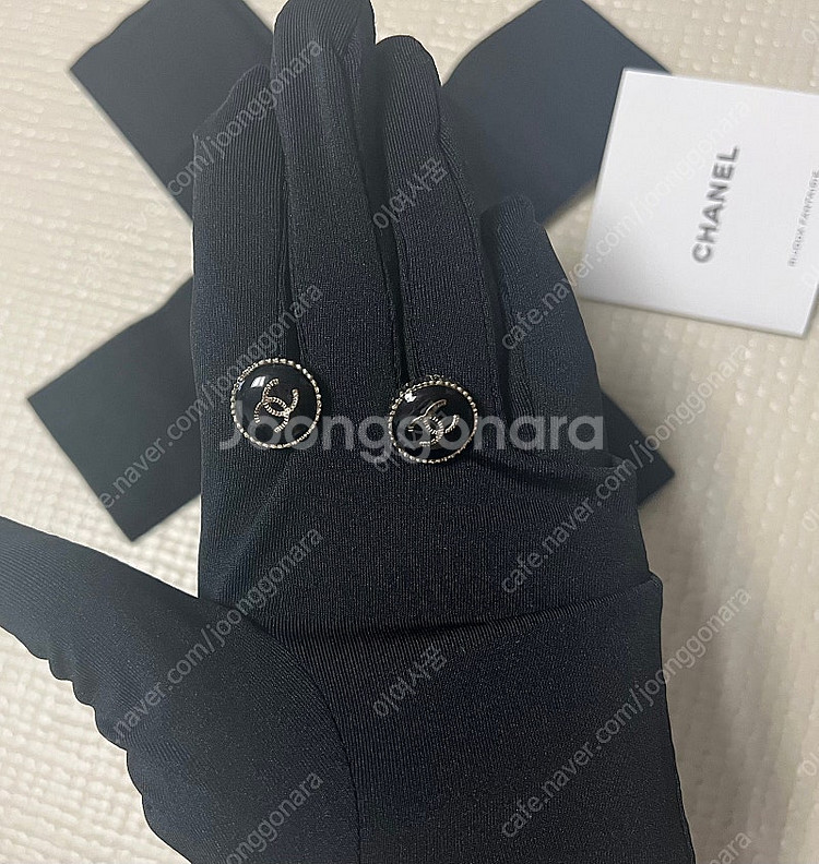 샤넬 블랙 귀걸이--4