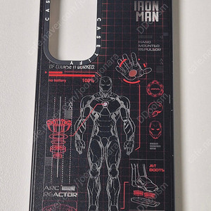 갤럭시 S24플러스 케이스티파이 아이언맨 케이스 팝니다.
