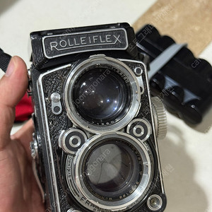롤라이플렉스 2.8C Type 2 슈나이더 제노타 중형 필름카메라 팝니다 Schneider-Kreuznach Xenotar 80mm f/2.8