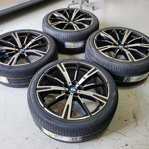 <판매>BMW G60 5시리즈 938M 20인치 순정품휠타이어