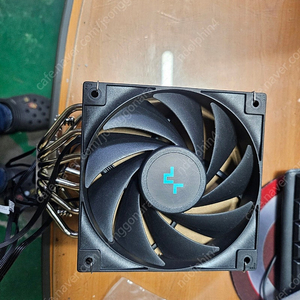 딥쿨 AG620 디지털 쿨러 팝니다