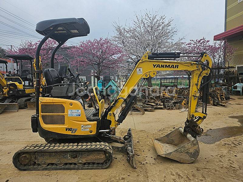 중고미니굴삭기 2018년식 얀마 1.7톤 버켓3종 농장...--2