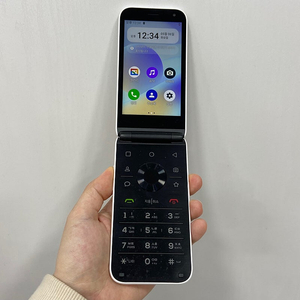 88060 스타일폴더폰 화이트 32GB 부산 중고폰 팝니다 8만원