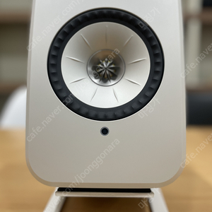 KEF LSX II LT 네트워크 스피커 (desk용 스탠드 포함)
