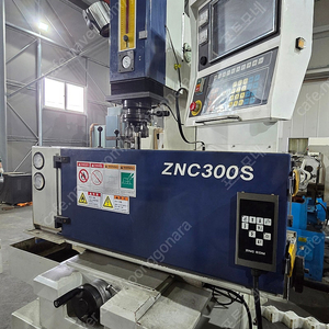 방전가공기 판매합니다 2019년식 KJ300S-ZNC60A 국제엔지니어링(주)