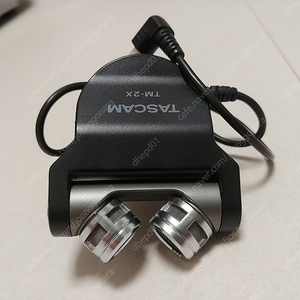 촬영용 3.5mm 카메라 마이크 판매합니다. TASCAM TM-2X 박스풀 A급 제품 판매합니다.