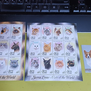 30년 넘은 외국 강아지,고양이 우표 팝니다. 1만원