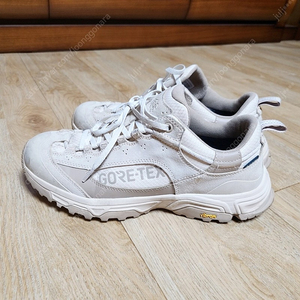 코오롱스포츠 고어텍스 등산화 워킹화 280mm