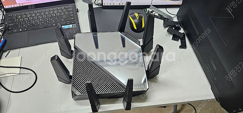 ASUS AX5700 ZAKU II Edition, Z...--5