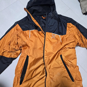 몬츄라 스카이 xl 팝니다