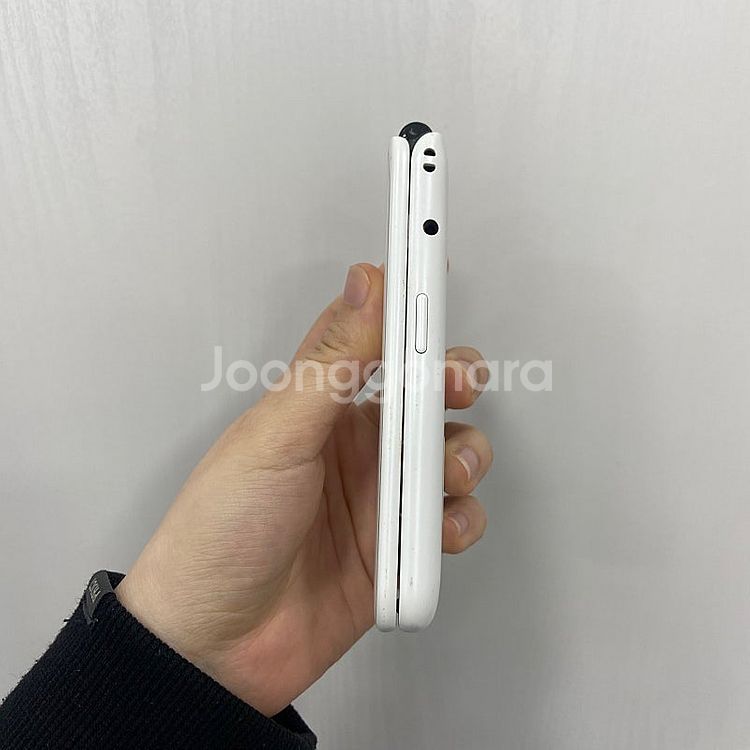 81031 스타일폴더폰 화이트 부산 중고폰 팝니다 6만...--5