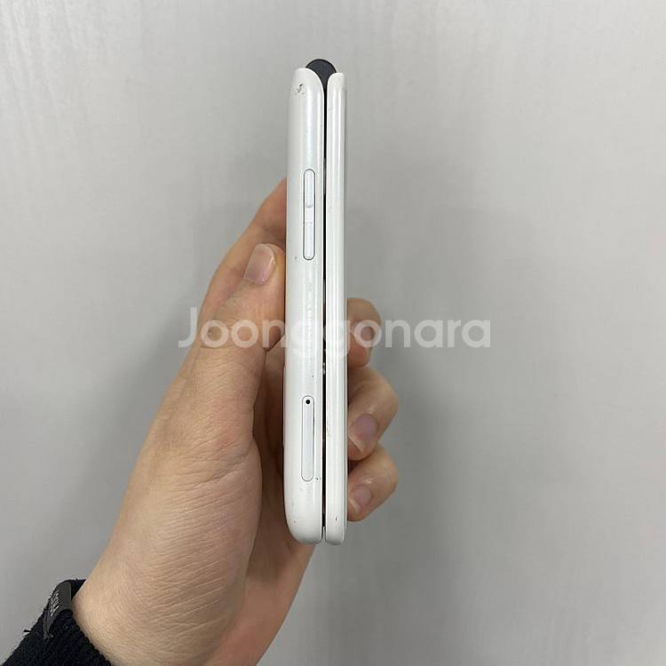 81031 스타일폴더폰 화이트 부산 중고폰 팝니다 6만...--7