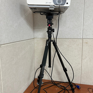 빔 프로젝터 비비텍 MX987 (6100안시)