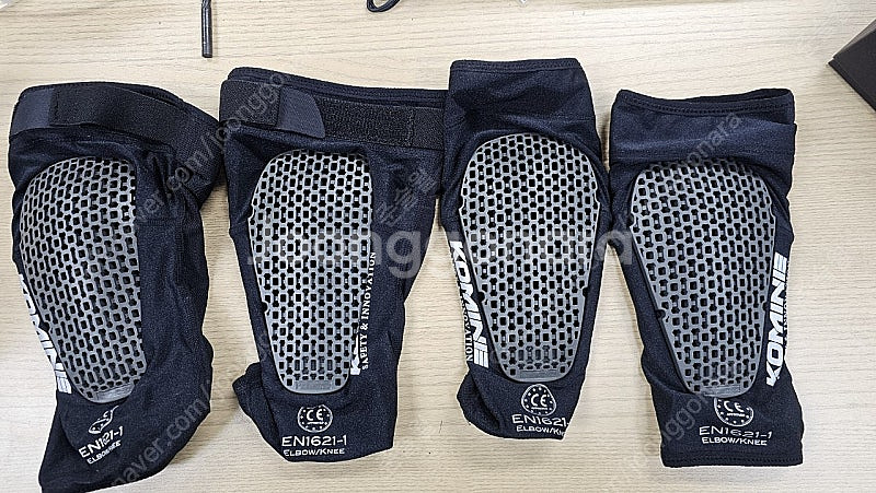 코미네 보호대 SK-826, SK-827 팝니다.--0