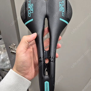 산마르코 카본 fx 비앙키 안장 팝니다