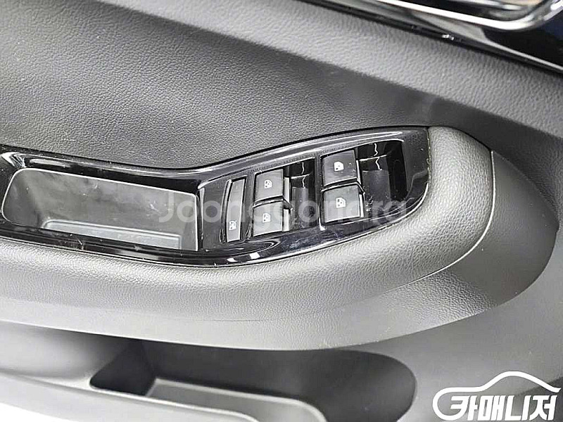 [쉐보레]올란도 LPGI LT 세이프티팩 2017 년 중고차 ★군미필,저신용자 전용 할부★--4