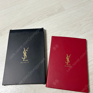 가격내림 17000원! 새상품 입생로랑 거울 북미러