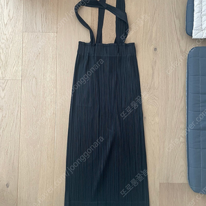 플리츠플리즈 씨커보텀 멜빵치마 3사이즈 블랙