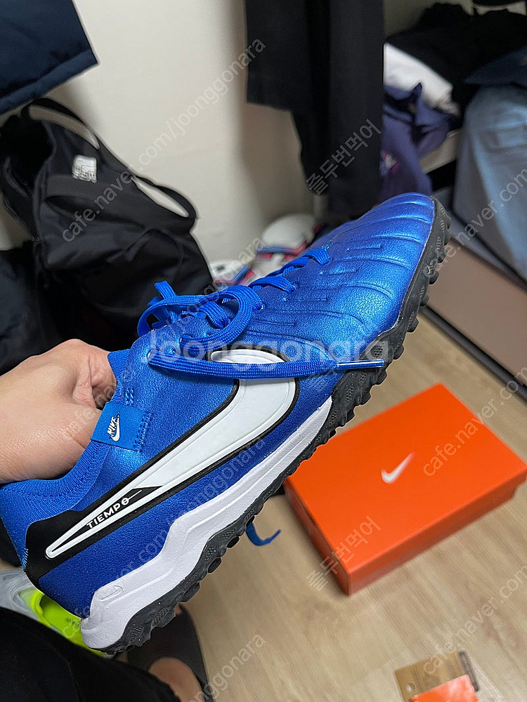 나이키 팬텀GX2 프로TF, 나이키 티엠포 레전드10TF 프로판매 합니다.--6