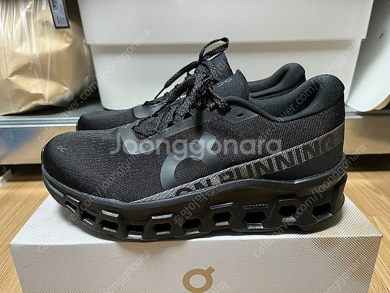 온 온러닝 클라우드몬스터2 블랙 사이즈 270--0